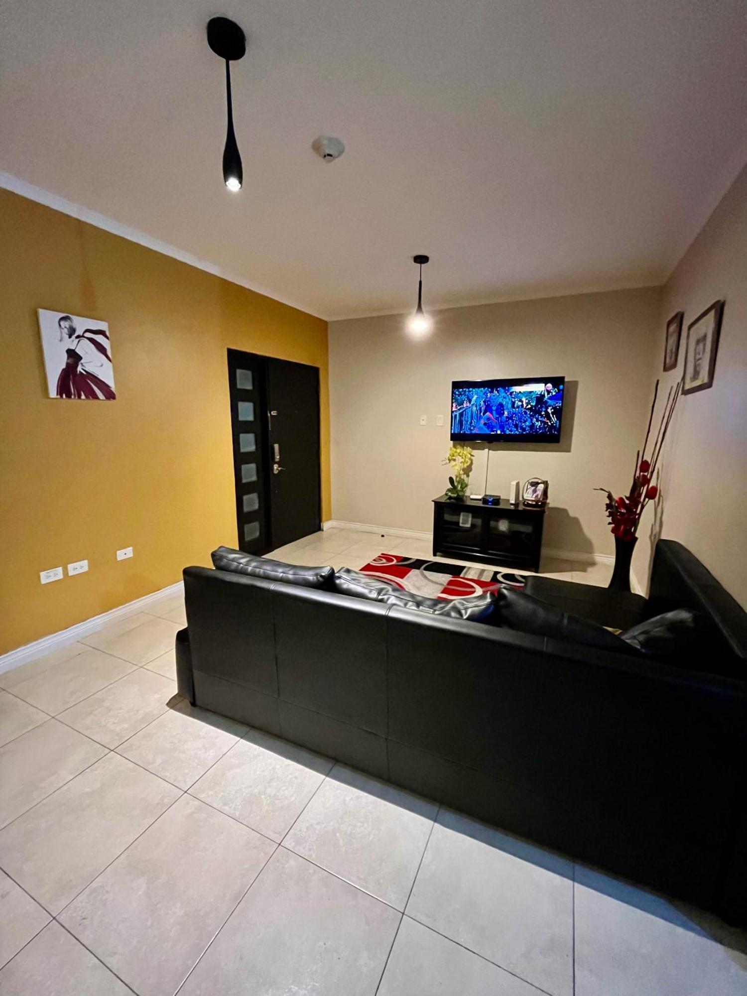 The Brompton'S Luxury Apartment Kingston Exterior foto